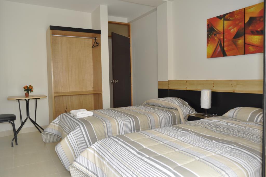 Hostal Los Balcones Nazca Habitación foto